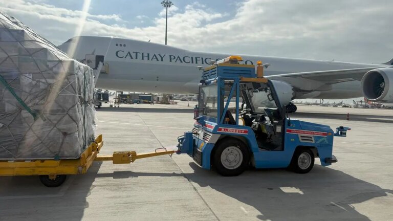 Hong Kong airport tests autonomous tow vehicle